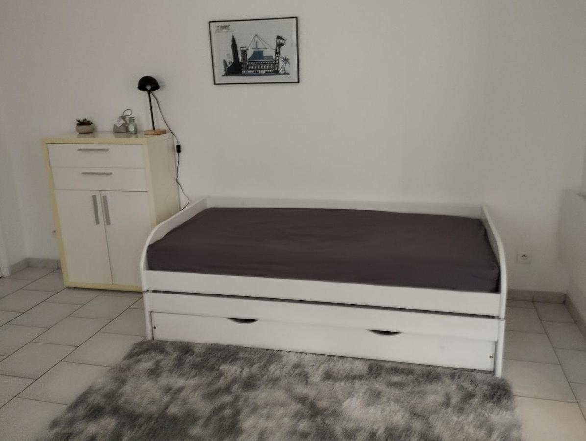 Studio Charmant Canape Lit Netflix Prime Video Wifi Dazn Le Havre Luaran gambar