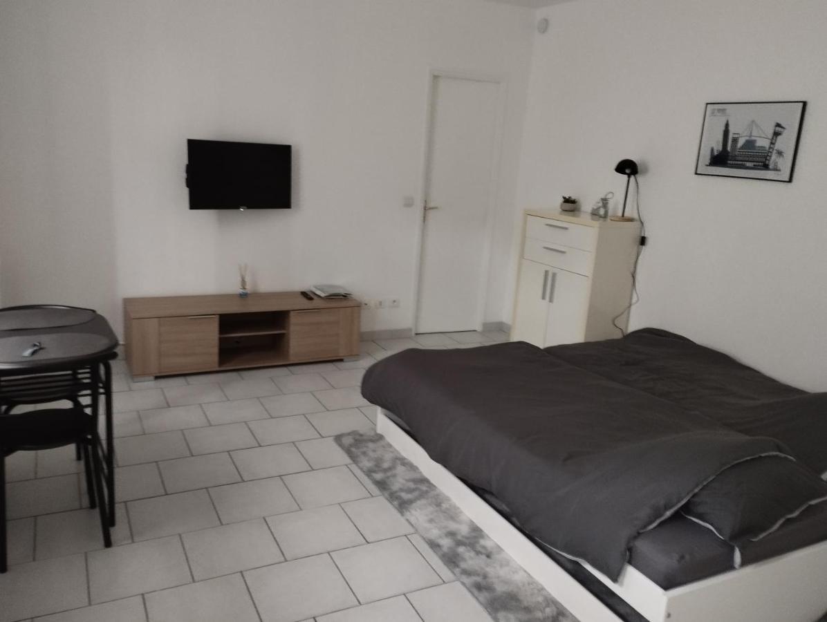Studio Charmant Canape Lit Netflix Prime Video Wifi Dazn Le Havre Luaran gambar